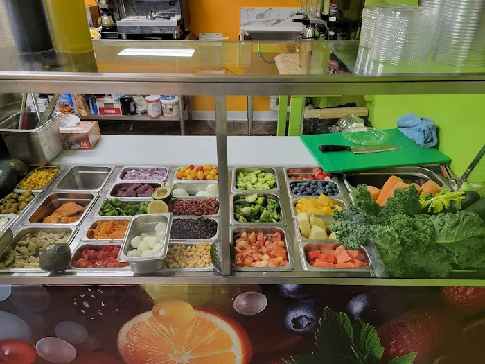 Uptown Squeeze | Healthy Fresh Juice, Smoothie & Salad in Manhattan, NYC Picture 6