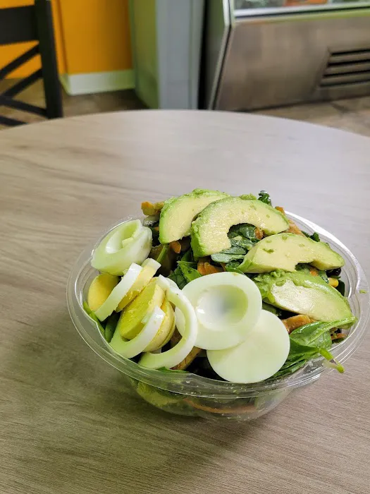 Uptown Squeeze | Healthy Fresh Juice, Smoothie & Salad in Manhattan, NYC Picture 3