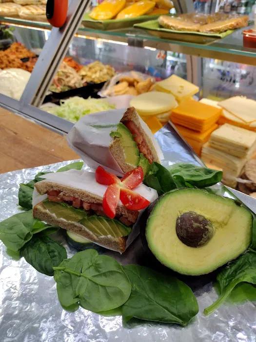 Broadway Finest Deli Picture 5