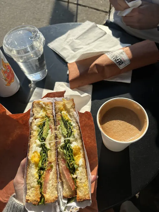 Dépanneur Picture 9