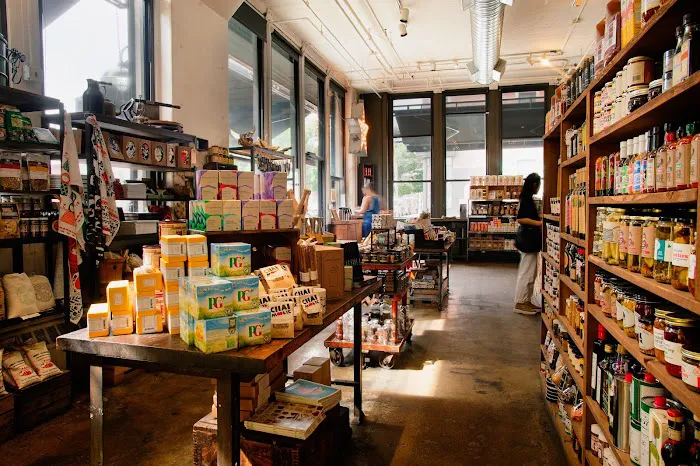 Dépanneur Picture 2
