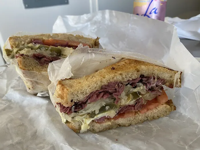 Sapphire Deli Picture 2