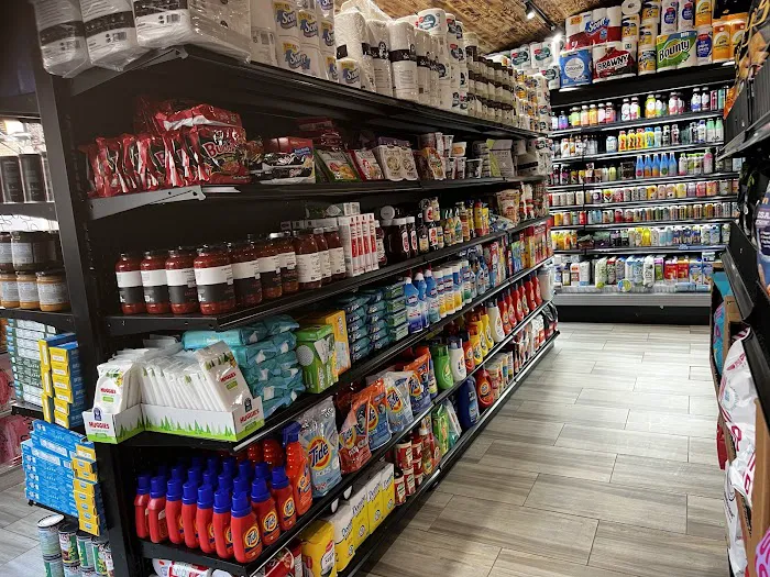 Sapphire Deli Picture 1