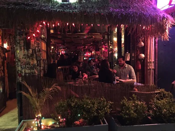 Surf Bar Seafood Restaurant & Grill Picture 7