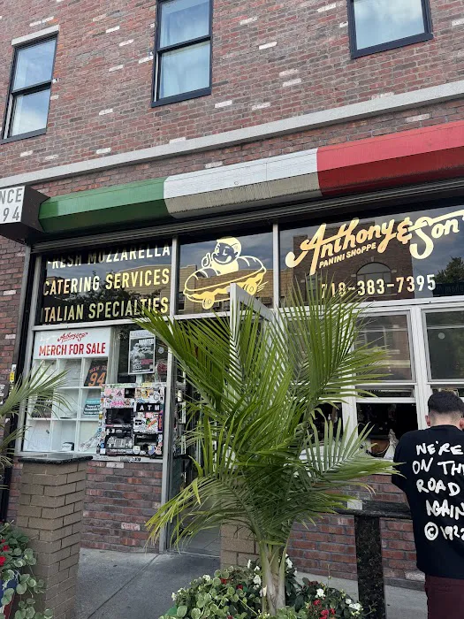 Anthony & Son Panini Shoppe Picture 9