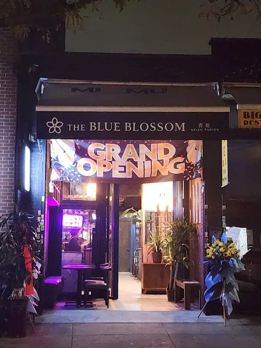 The blue blossom Picture 4