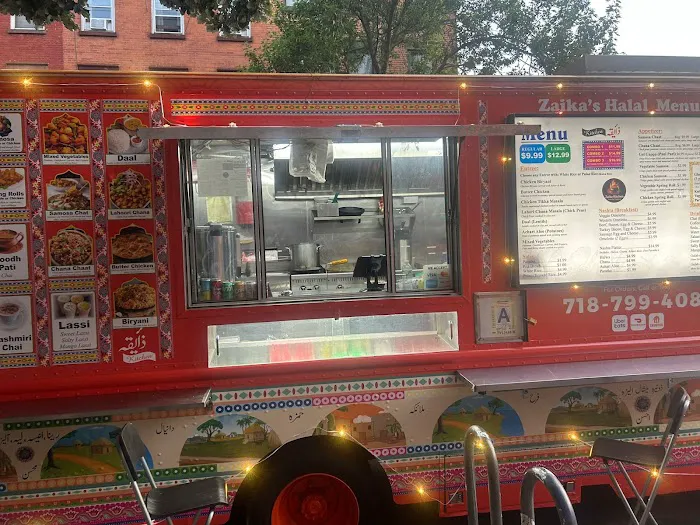 Zaika Kitchen Food Truck Picture 3