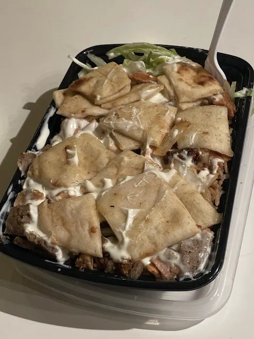 Sammy’s Halal Food Picture 3