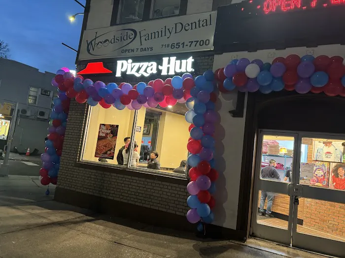 Pizza Hut Picture 1