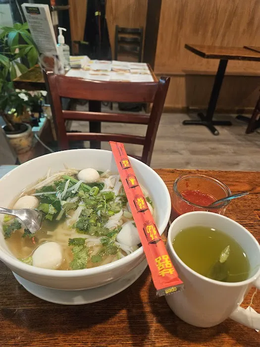 KhanTong Thai Kitchen Picture 5