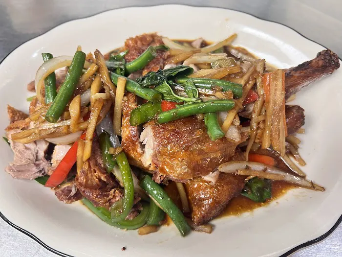 KhanTong Thai Kitchen Picture 4