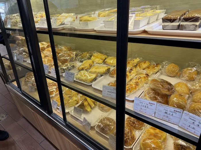 Woodside Rainbow Bakery Picture 6