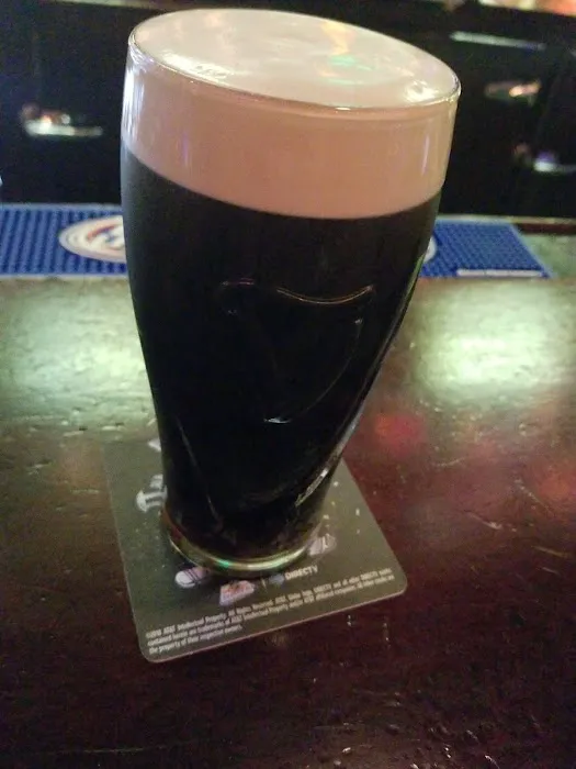 Charlies Sports Bar Picture 7