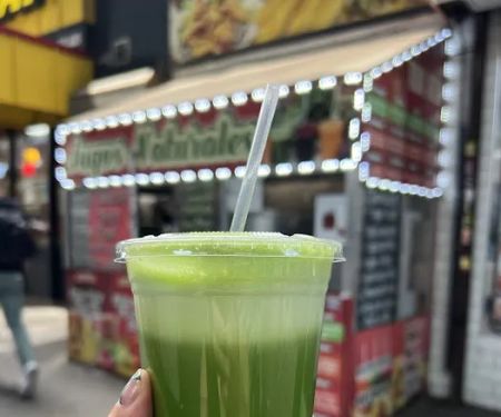 Jugos Naturales y tamales