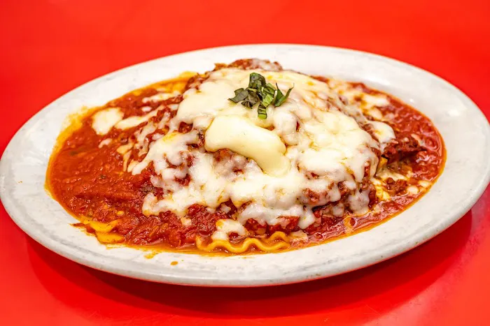 Gino’s Pizzeria Picture 1
