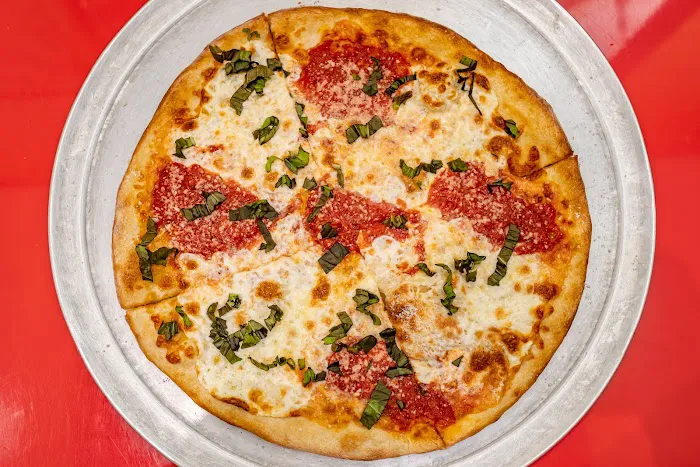 Gino’s Pizzeria Picture 7