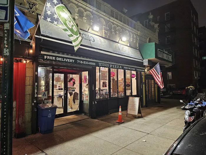 Woodside Pizzeria Picture 6
