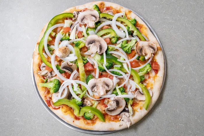 Gina's Pizza Picture 2