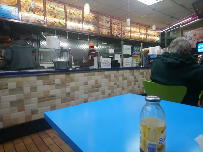 New Texas Fried Chicken & Pizza (Halal) Picture 5