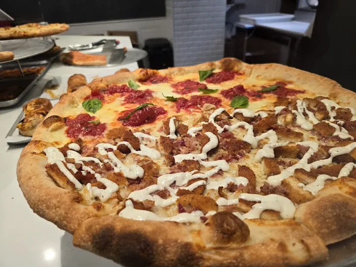 Gia's Pizza Picture 7