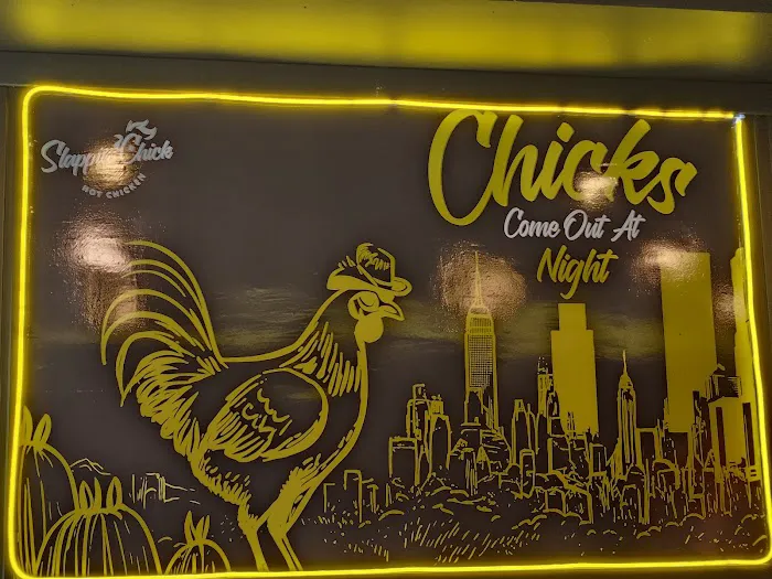 Slappin Chick - Astoria Picture 4