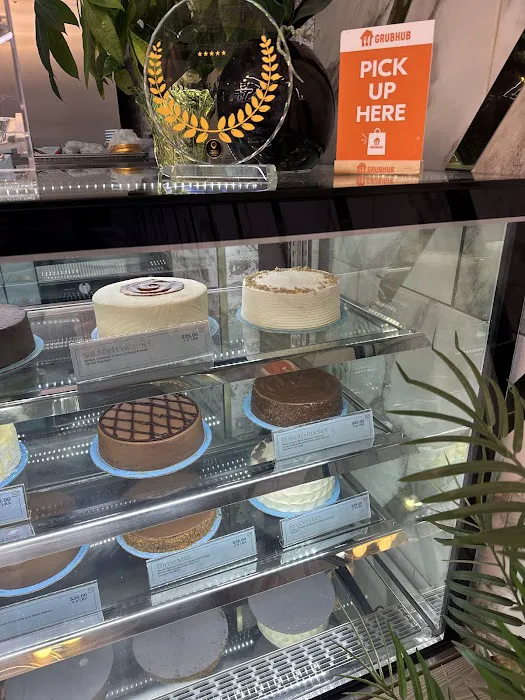 Layers Bakeshop Picture 5