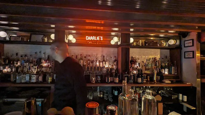 Charlie’s Pub Picture 3