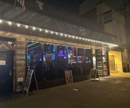 Sweet Spot Sporting Lounge & Restaurant