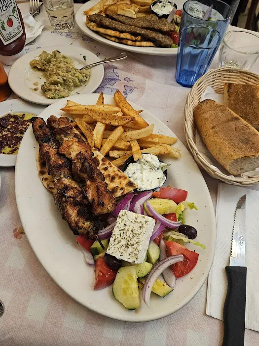 Gregory's 26 Corner Taverna Picture 8