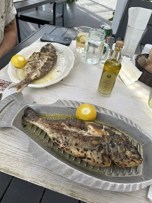 Telly's Taverna Picture 1