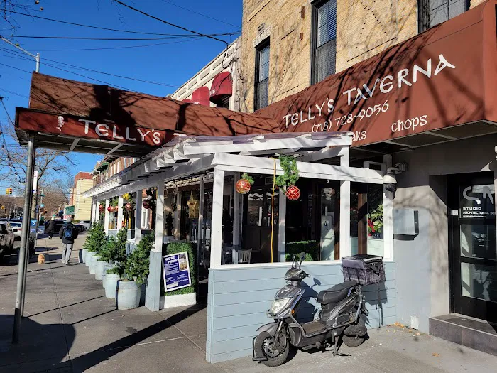 Telly's Taverna Picture 9