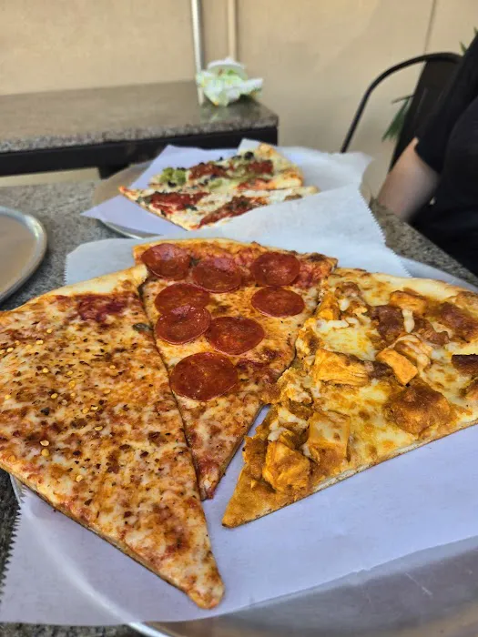 Zio Pepe's Pizzeria Picture 1