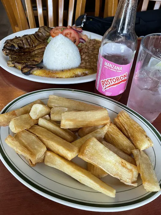 Sandro's Latin Food Restaurant Picture 4