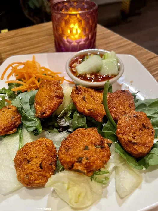 San Aroy Thai Kitchen Picture 9