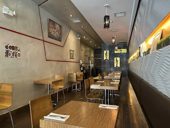 San Aroy Thai Kitchen Picture 7