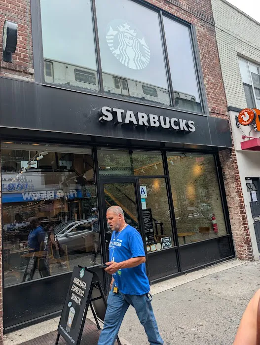 Starbucks Picture 6
