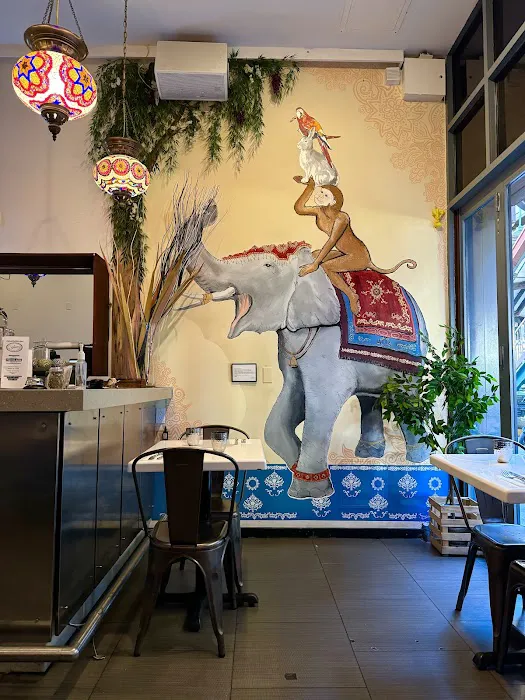 Yaar Indian Restaurant Picture 10