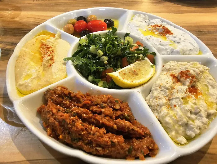 TRUVA Cafe & Grill Picture 2