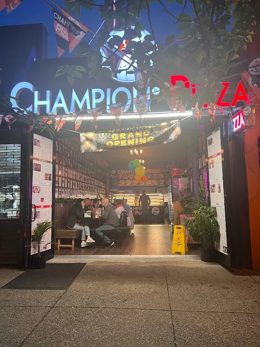Champion Pizza Ditmars Picture 4