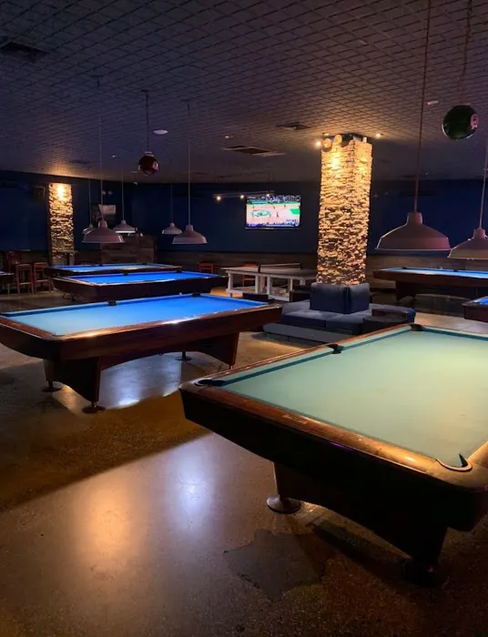 Olympia Lounge & Garden Picture 1