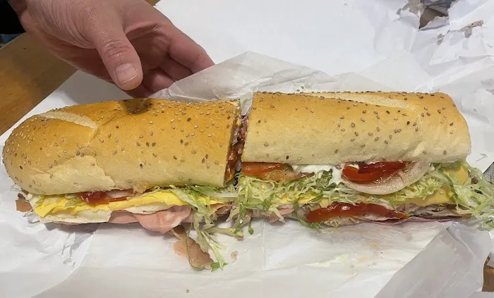 Sal, Kris & Charlie's Deli Picture 2