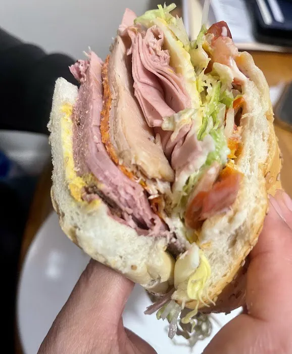 Sal, Kris & Charlie's Deli Picture 3