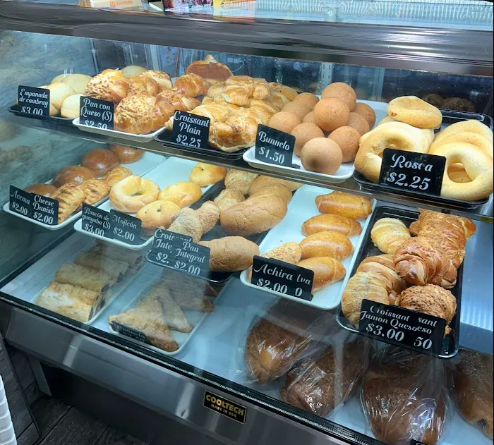 Delicias Caleñas Astoria Picture 10