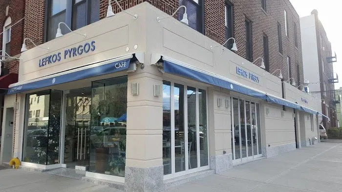 Lefkos Pyrgos Cafe Picture 4