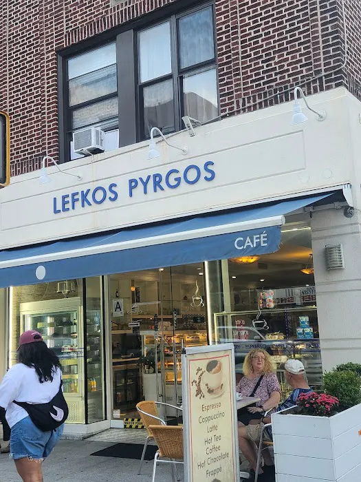 Lefkos Pyrgos Cafe Picture 9