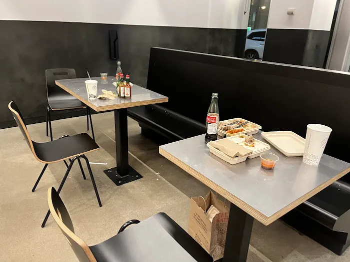 Chipotle Mexican Grill Picture 2