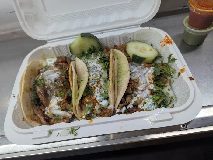 El Rey del Taco Truck Ditmars Picture 5