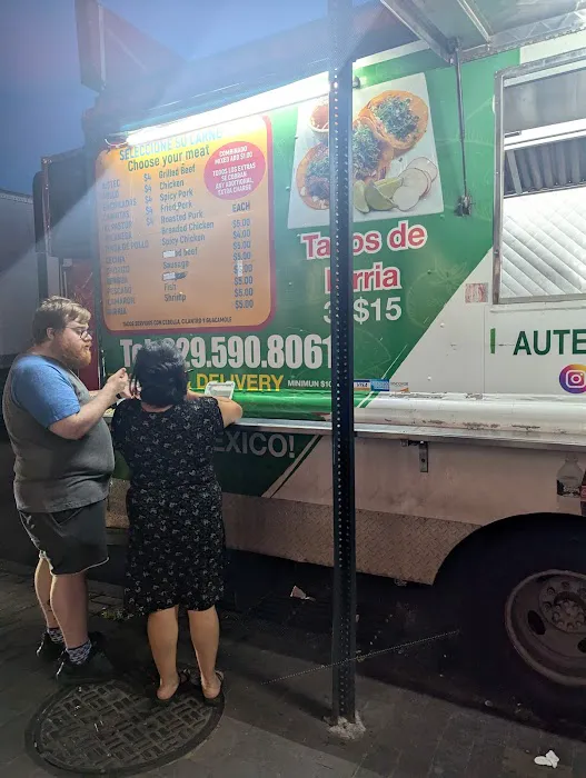 El Rey del Taco Truck Ditmars Picture 7