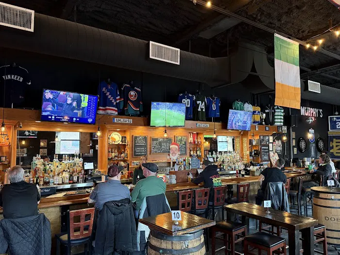 Murphy's Sports Bar Picture 7