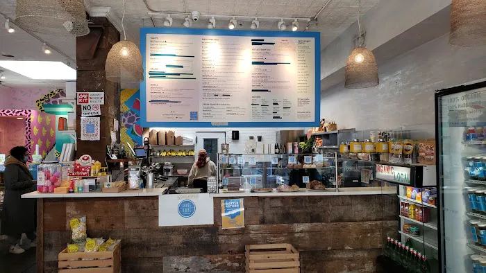 Grass Roots Juicery Picture 8